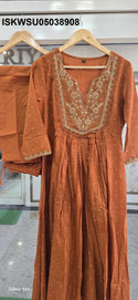 Embroidered Cotton Kurti With Pant And Dupatta-ISKWSU05038908