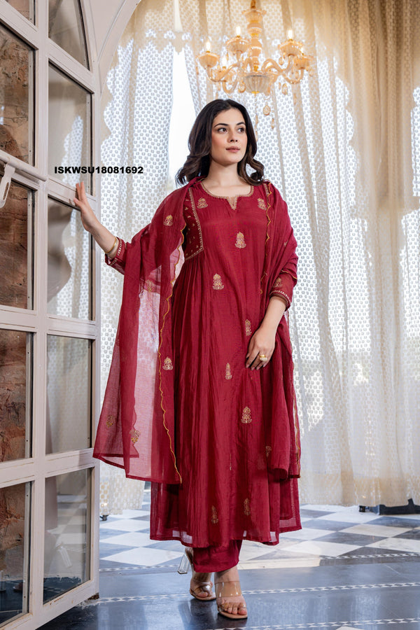 Embroidered Malmal Chanderi Flared Kurti With Pant And Dupatta-ISKWSU18081692