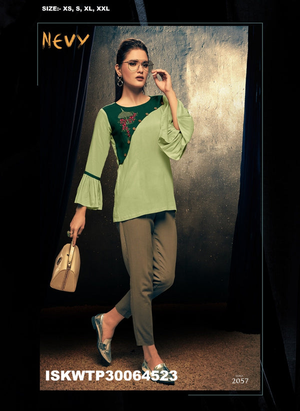 Sequined Rayon Top-ISKWTP30064523